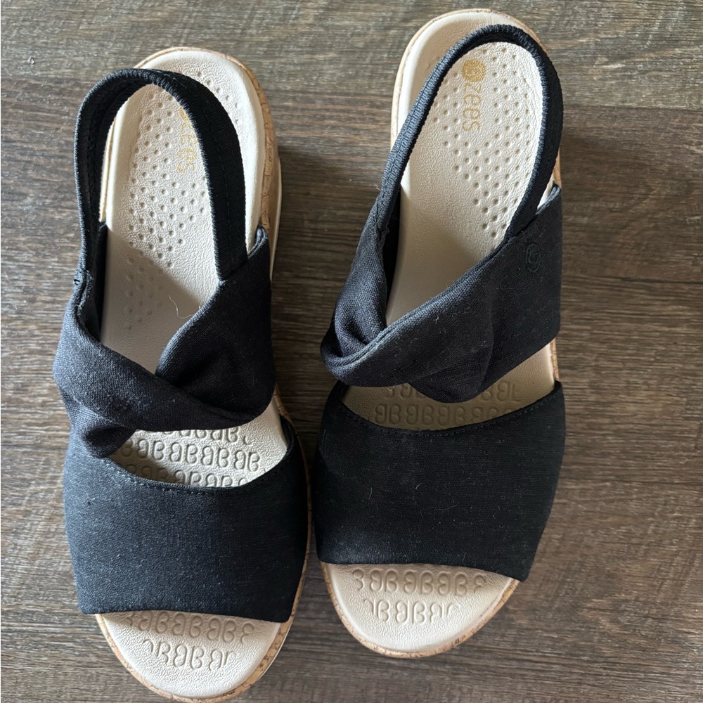Stylish Black Slingback Sandals